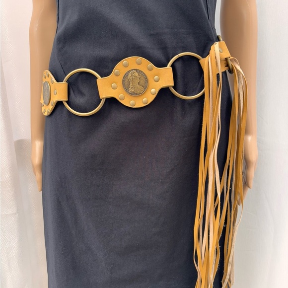 Tan Faux Leather Belt with Fringe and O-Ring Buckle - Picture 2 of 11